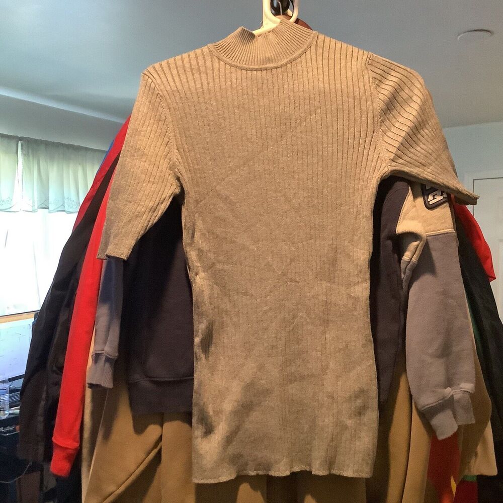Madison grey ribbed short sleeve top sweater knit size small s gray grey